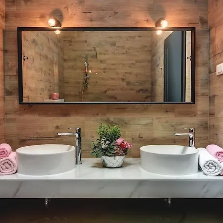 فيلة Rr By Istrialux *