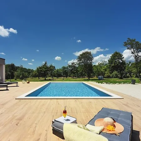 Rr By Istrialux * Hrboki