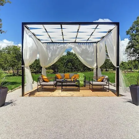 فيلة Rr By Istrialux